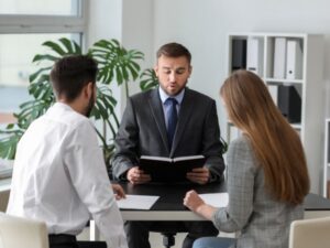 Navigating Divorce in The City Beautiful: Your Guide to Finding the Right Divorce Attorney in Orlando, FL