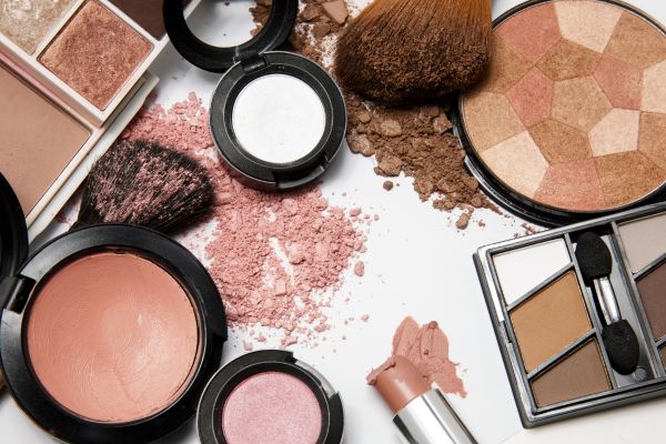Who is liable for defective products